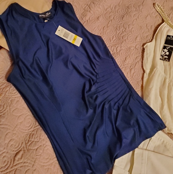 Blouse - Picture 4 of 4